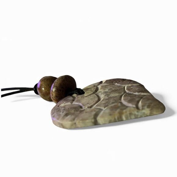 Travertine Heart Stone on Leather Pendant - Picture 5 of 7